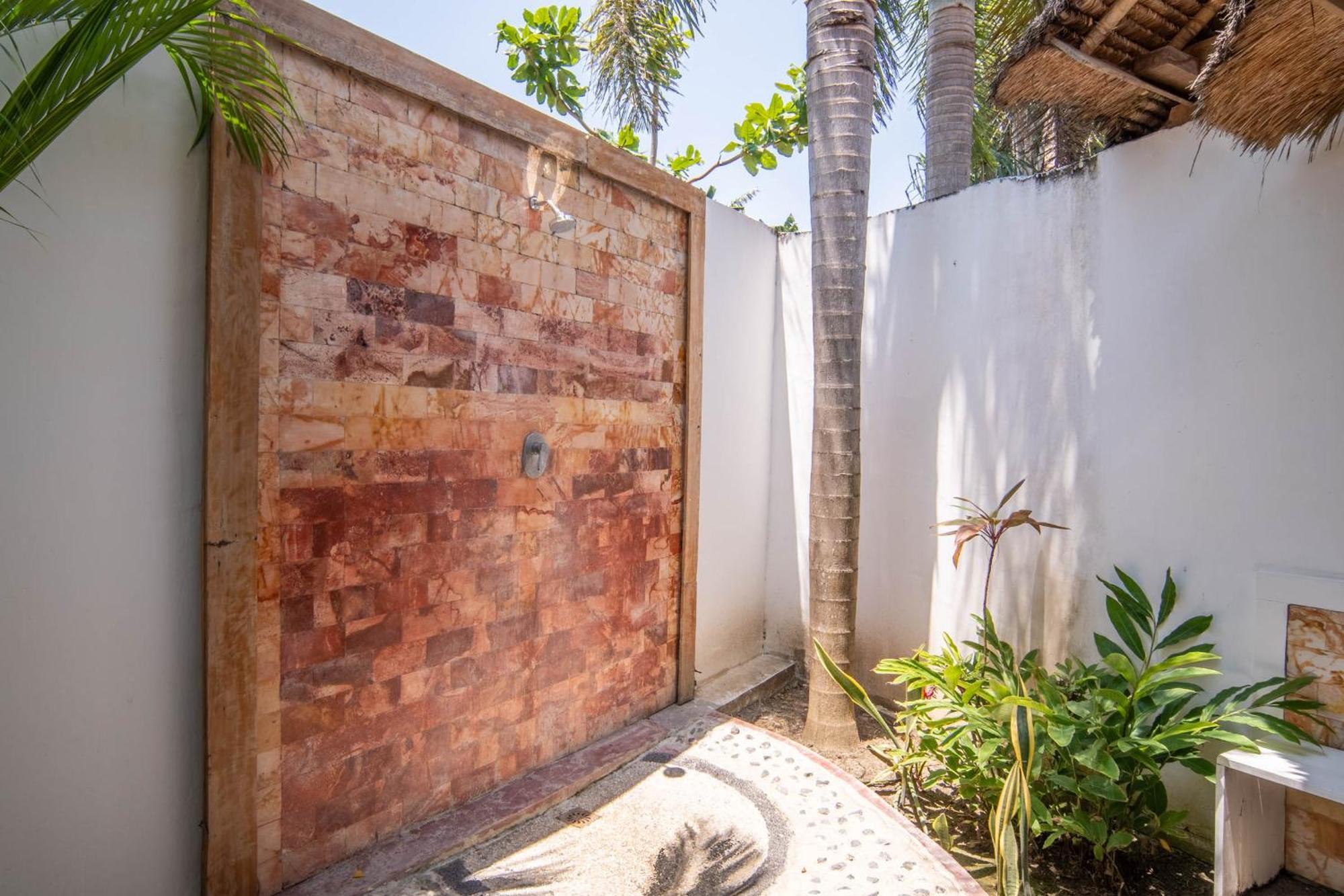 Tiki Boutique Hotel Spa Lombok Selong Belanak Kültér fotó